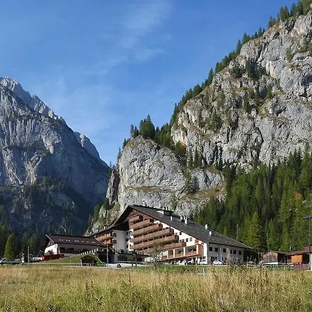 Dolomitissime Holiday Homes Marmolada *